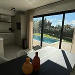 Vila Villagassin 380 *